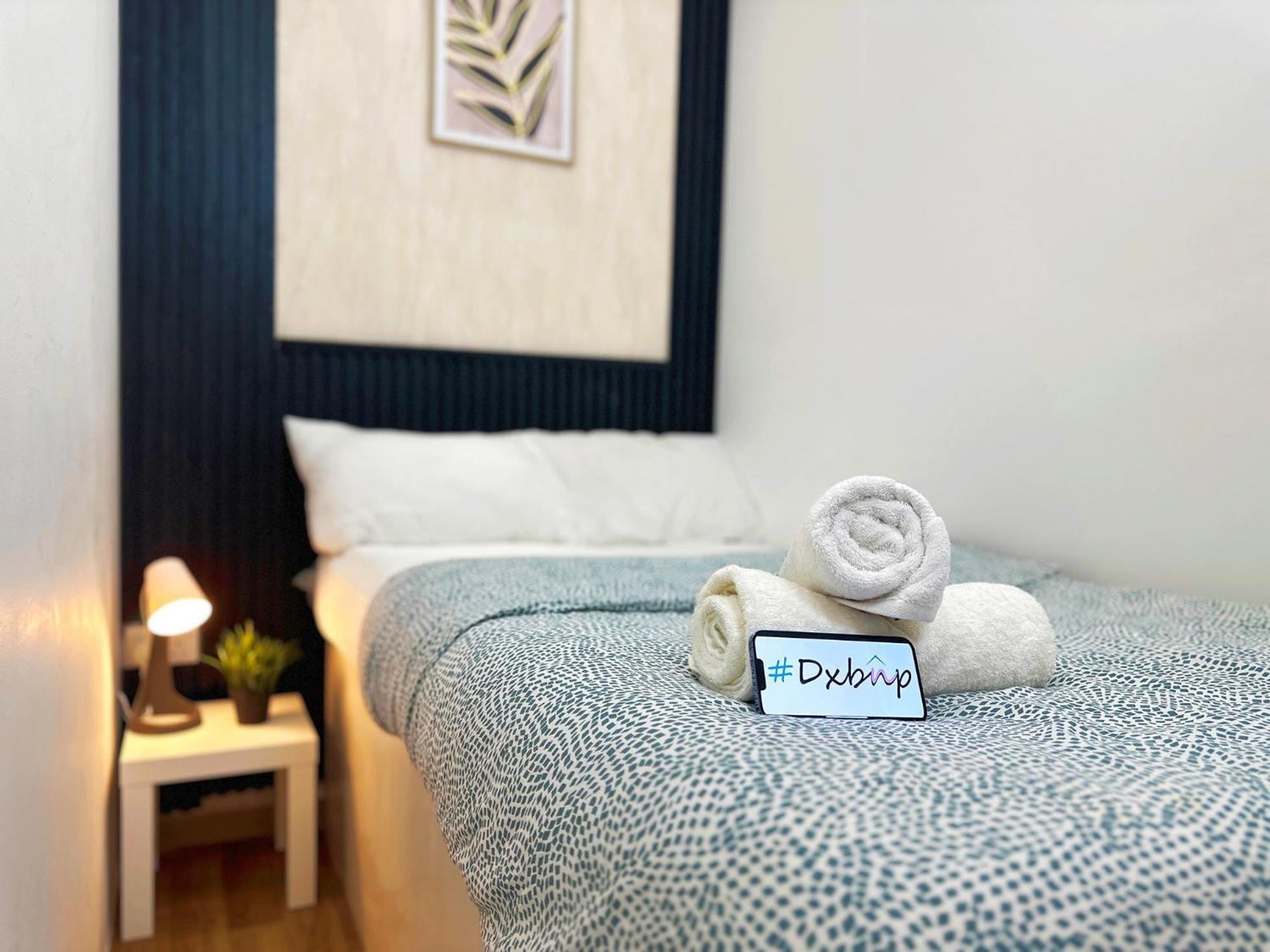Nomad Partition Room In Barsha Heights 3 Mins To Icm Metro Dubai Exterior foto