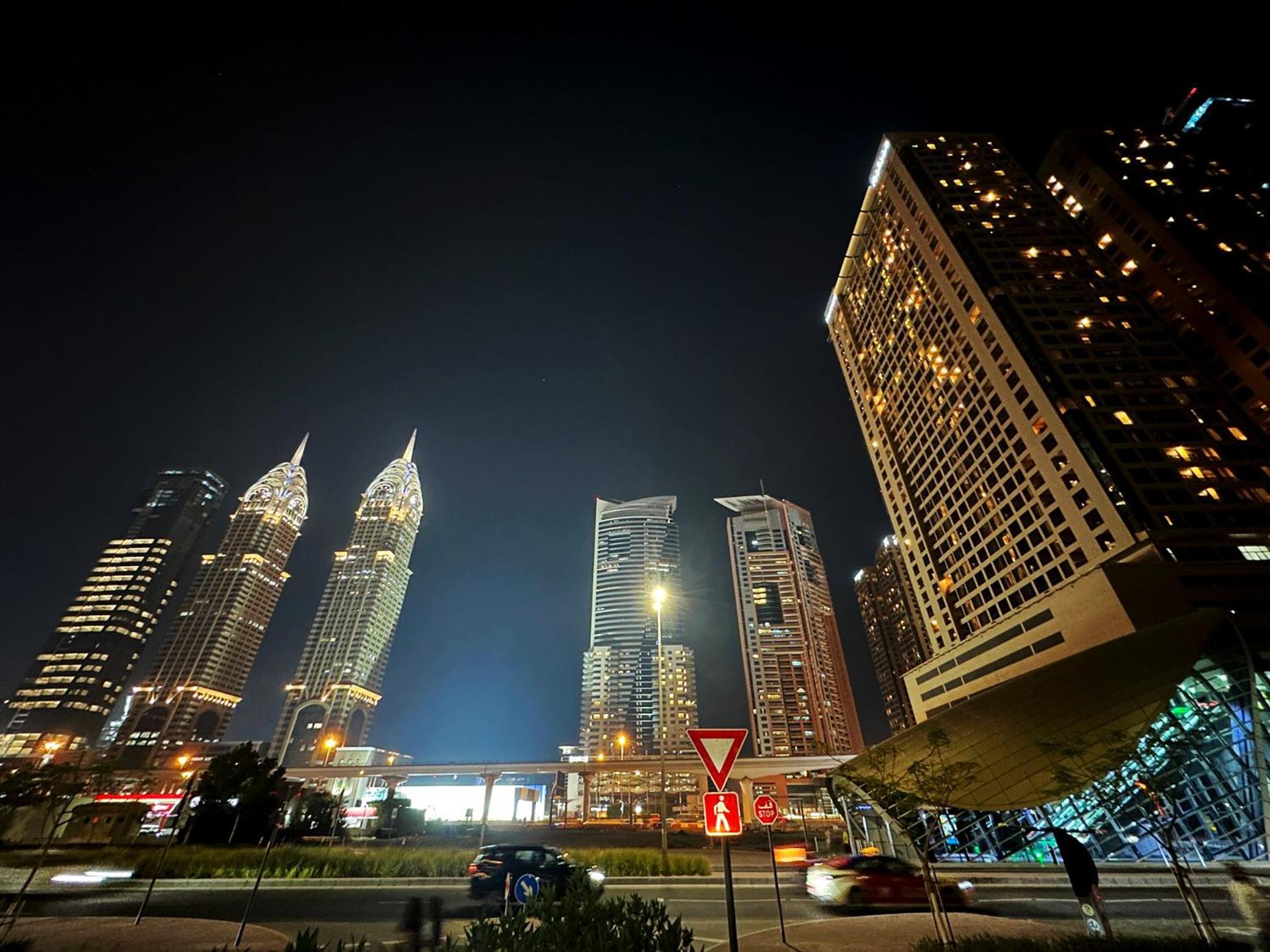 Nomad Partition Room In Barsha Heights 3 Mins To Icm Metro Dubai Exterior foto