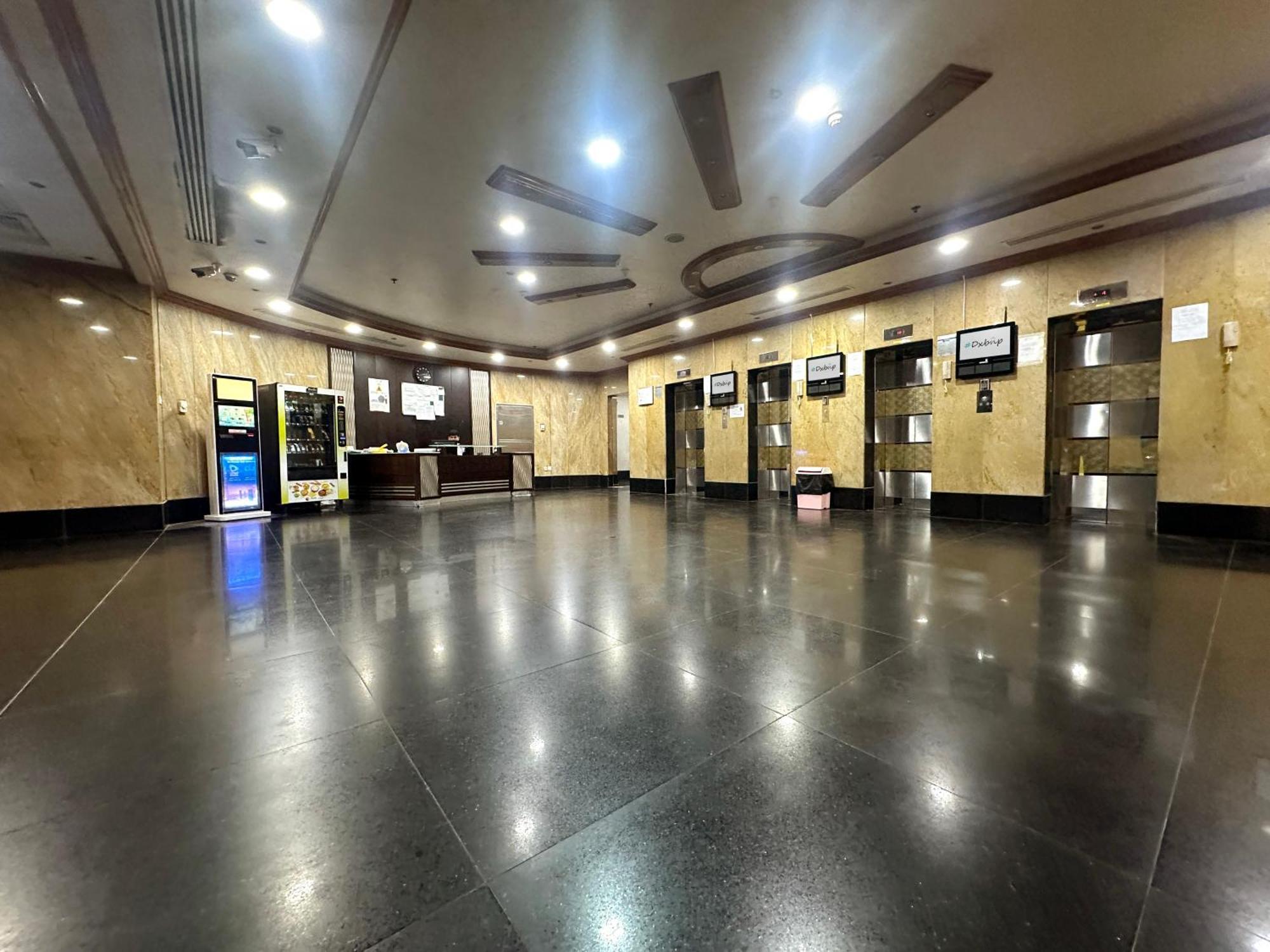 Nomad Partition Room In Barsha Heights 3 Mins To Icm Metro Dubai Exterior foto
