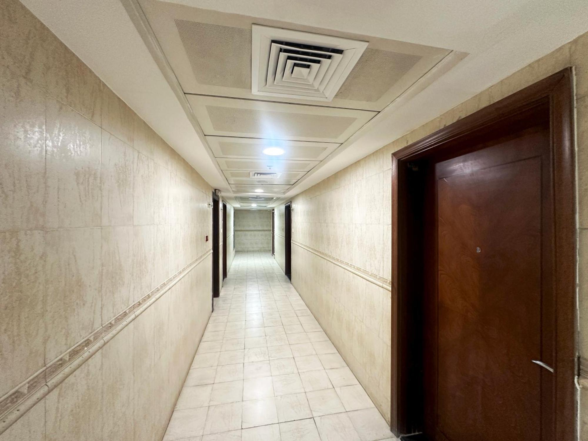 Nomad Partition Room In Barsha Heights 3 Mins To Icm Metro Dubai Exterior foto